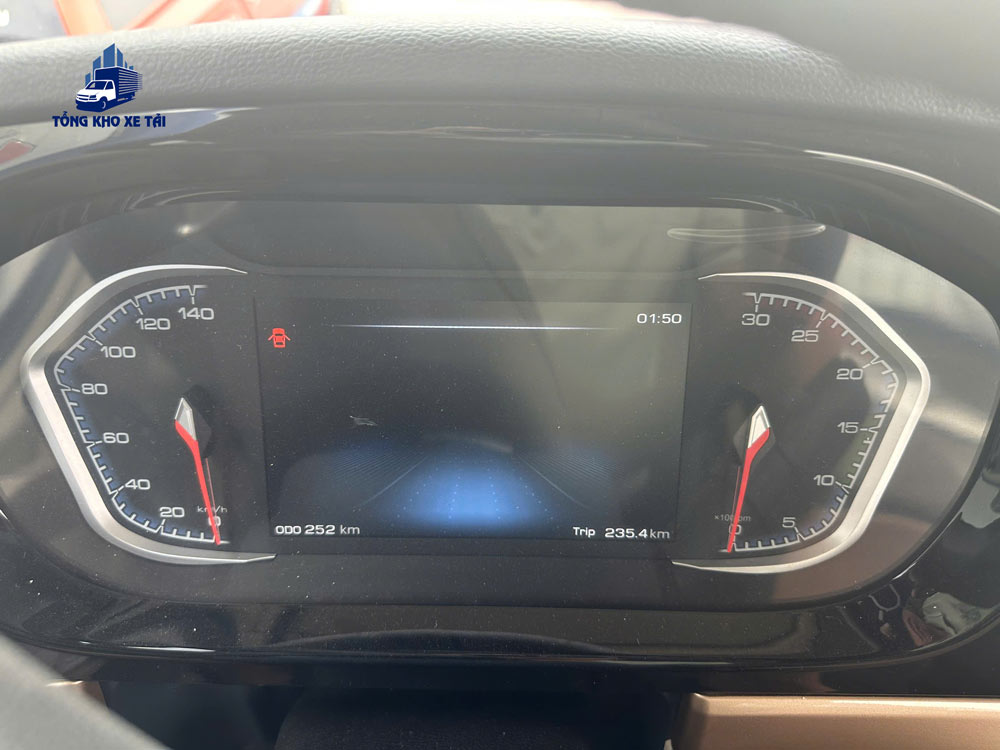 XE TẢI CHENGLONG 8 TẤN H5 240HP THÙNG 9M9